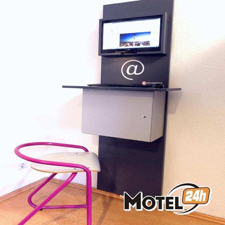 Motel 24H Hannover Bagian luar foto