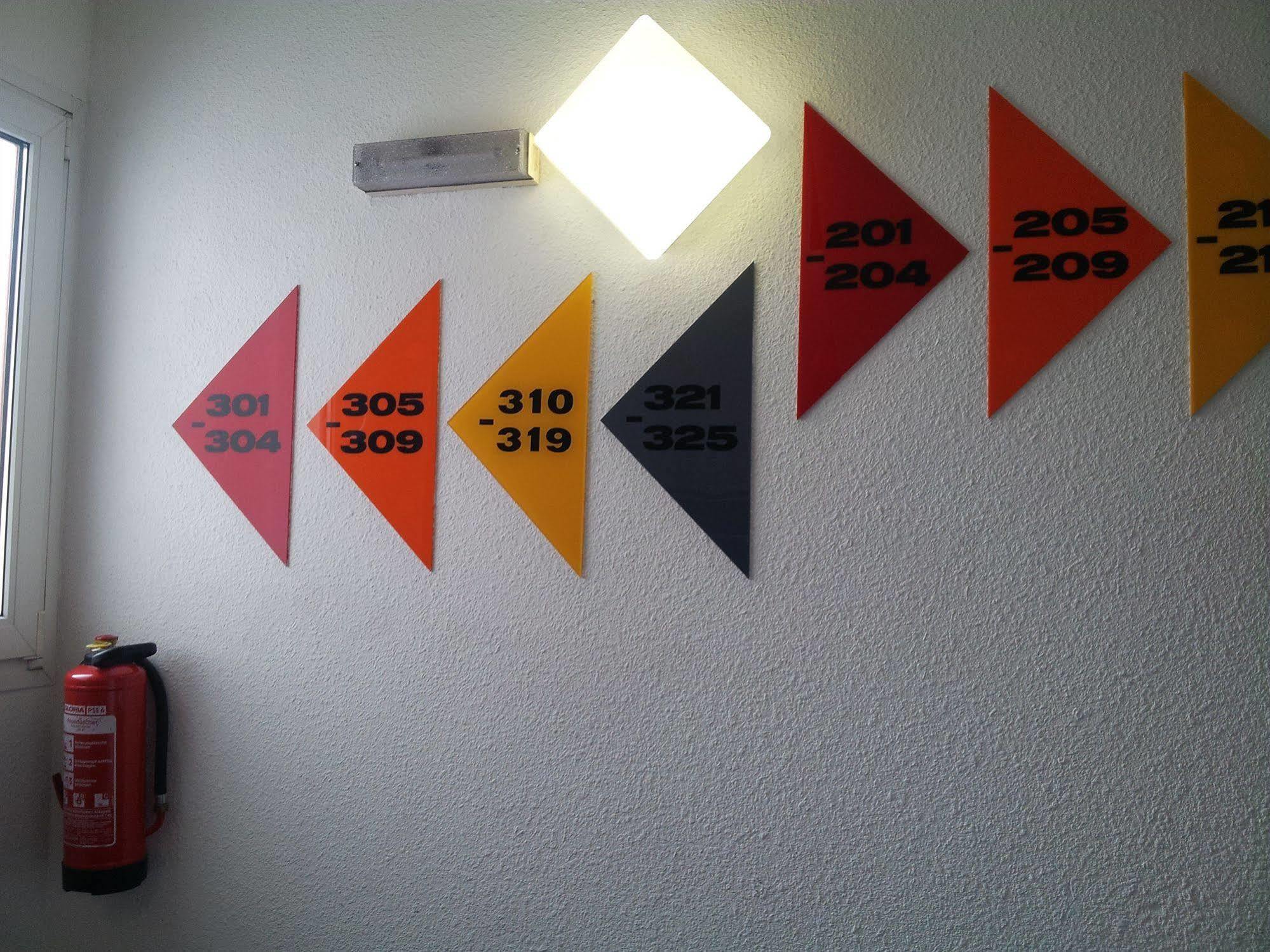 Motel 24H Hannover Bagian luar foto